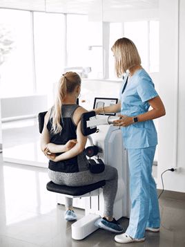Clínicas y consultorios médicos image
